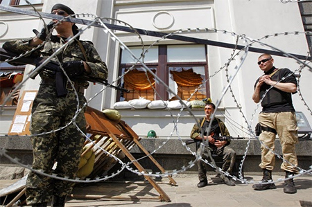 Liberados cuatro militares ucranianos en la región de Lugansk